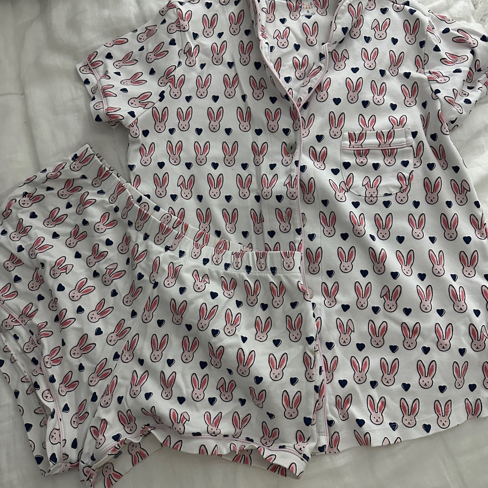 Roller rabbit bunny pajamas pink and navy hearts